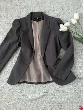 H&M women’s Dark Gray Single-Breasted Blazer